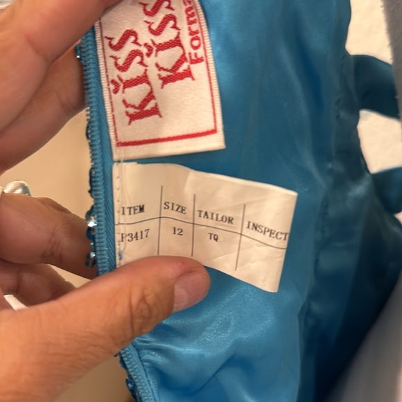 Kiss kiss formal sequined gown by Mary’s Bridal turquoise - Picture 7 of 7